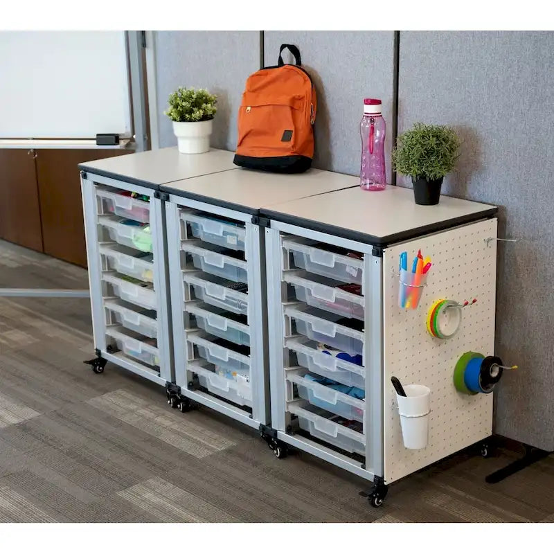 Meuble de rangement modulaire pour salle de classe – 3 modules juxtaposés avec 18 petits bacs, cadre en acier